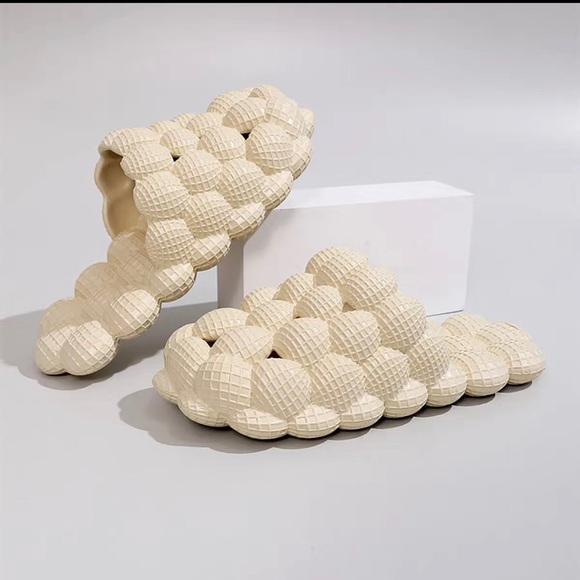 Shoes | White Bubble Slides | Poshmark